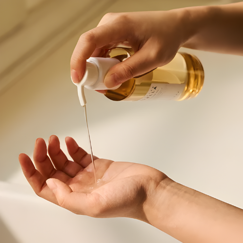 SKIN1004 Madagascar Centella Light Cleansing Oil envase y textura aceite limpiador coreano