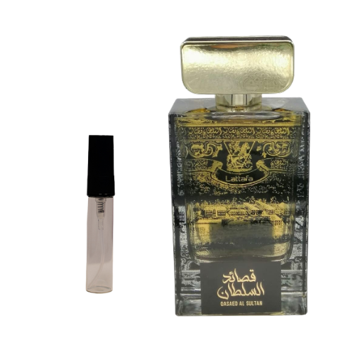 Muestra del perfume Qasaed Al Sultan, fragancia árabe majestuosa con notas amaderadas y especiadas. Inspirada en el lujo y la realeza oriental