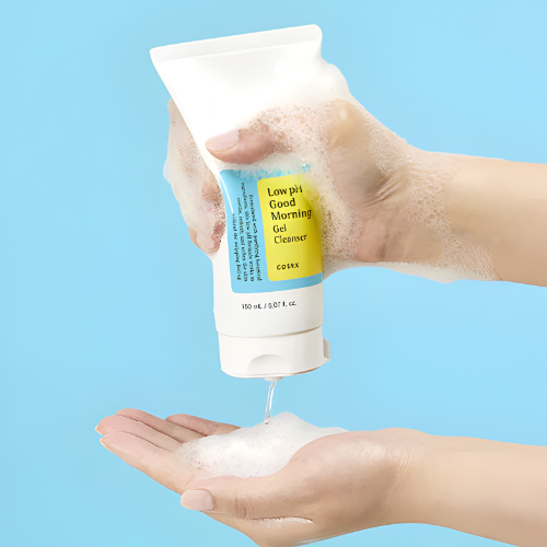 COSRX Low pH Good Morning Gel Cleanser textura y envase limpiador facial coreano